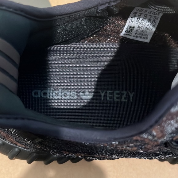 Yeezy boost 350, size 10.5 - Picture 5 of 6